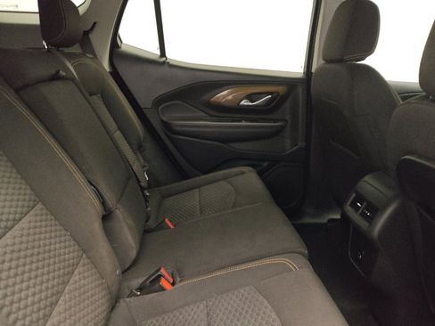 Used 2018 GMC Terrain SLE image 19