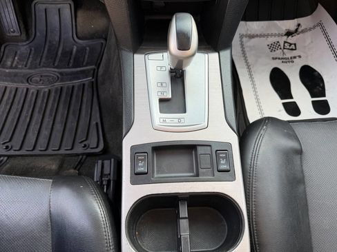 Used 2012 Subaru Outback 2.5i Limited AWD/4WD image 12