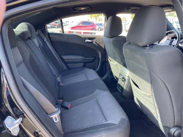 Used 2022 Dodge Charger SXT w/ Blacktop Package RWD image 26