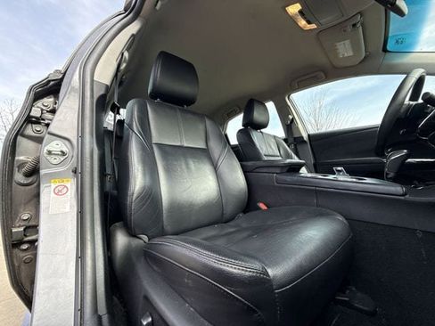 Used 2018 Toyota Avalon XLE image 23