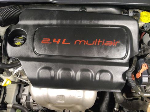 Used 2021 Jeep Compass Limited FWD image 30