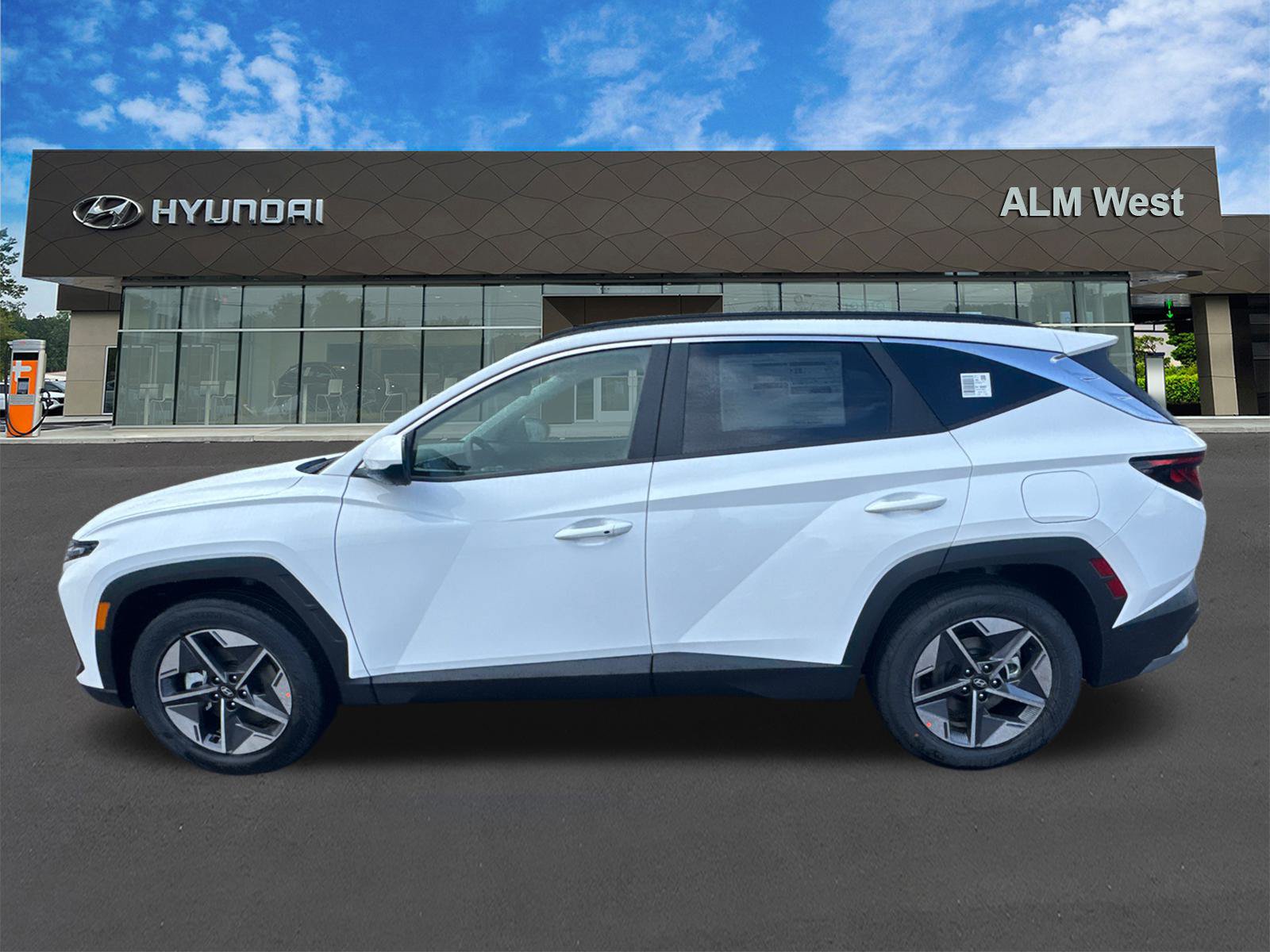 New 2026 Hyundai Tucson SEL Plus FWD image 9