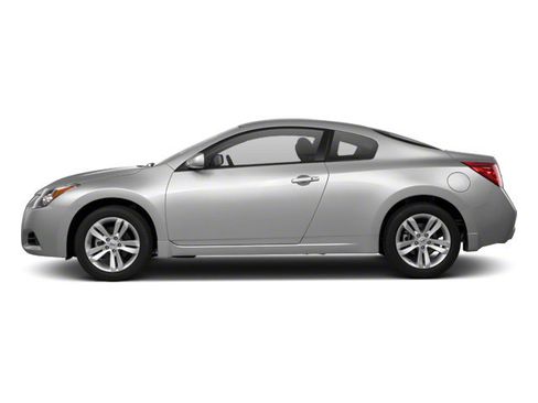 Used 2010 Nissan Altima 3.5 SR w/ Leather Pkg FWD image 6