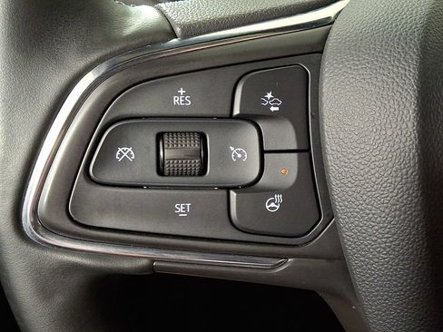 Used 2025 Buick Envista Sport Touring w/ Convenience I Package FWD image 21
