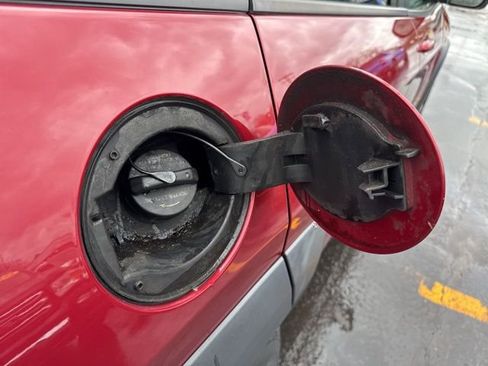 Used 2015 Jeep Cherokee Trailhawk w/ Comfort/Convenience Group image 21