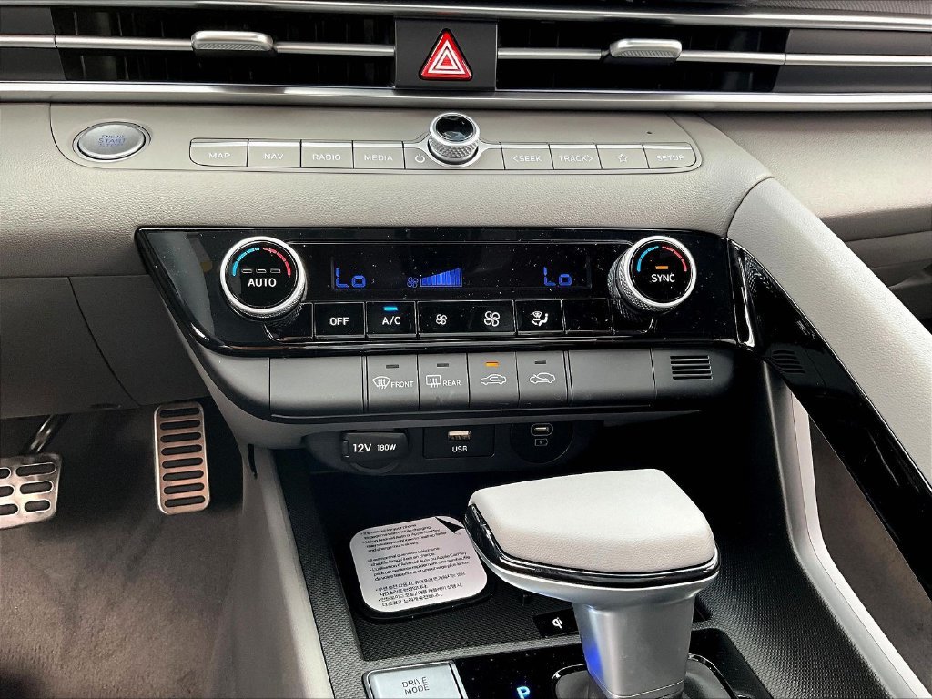 New 2026 Hyundai Elantra SEL w/ Cargo Package FWD image 22