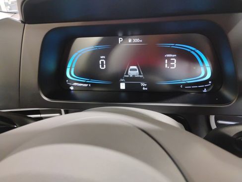 Used 2025 Hyundai Elantra Sport image 30