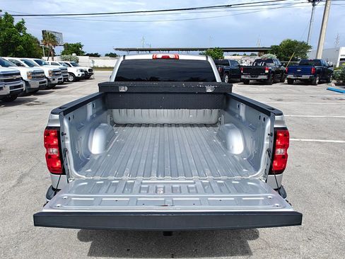 Used 2017 Chevrolet Silverado 1500 Custom w/ Custom Convenience Package AWD/4WD image 7