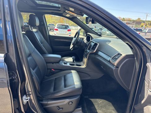 Used 2015 Jeep Grand Cherokee Limited AWD/4WD image 7