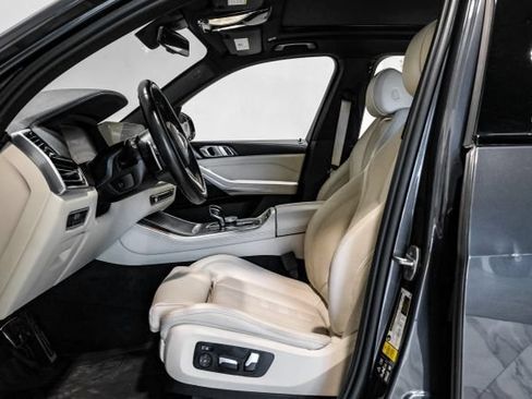 Used 2022 BMW X5 xDrive40i w/ M Sport Package AWD/4WD image 6