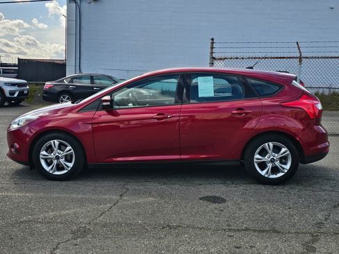 Used 2013 Ford Focus SE w/ Interior Protection Pkg image 4