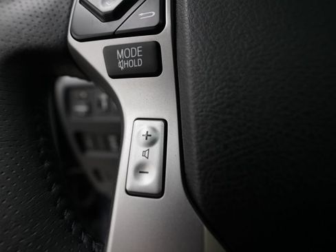 Used 2016 Toyota 4Runner Limited AWD/4WD image 19
