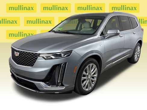 Used 2024 Cadillac XT6 Premium Luxury w/ Technology Package FWD image 12