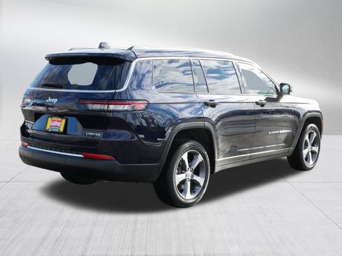 Used 2023 Jeep Grand Cherokee L Limited image 7