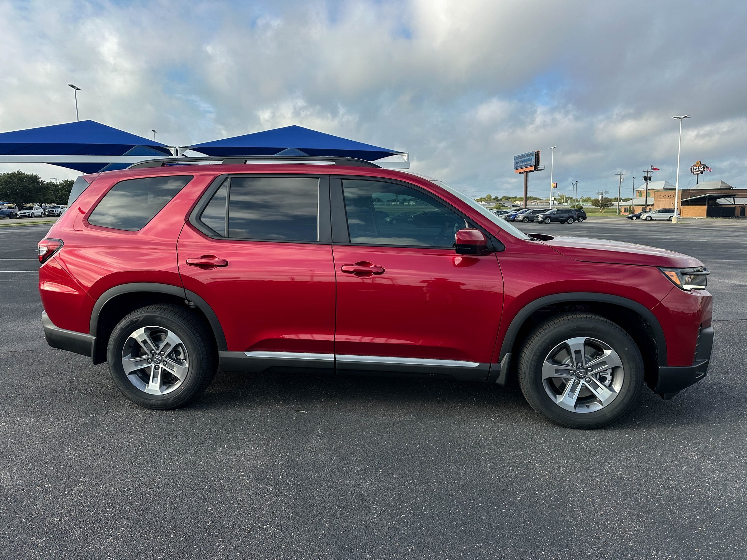 New 2026 Honda Pilot EX-L image 5