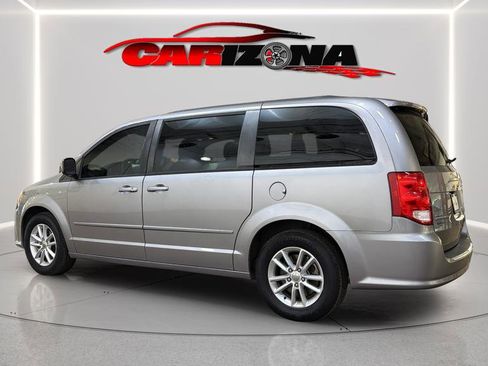 Used 2016 Dodge Grand Caravan SXT w/ Rear Park Assist Package image 7