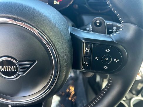 Used 2024 MINI Cooper S w/ Signature Upholstery Package FWD image 19