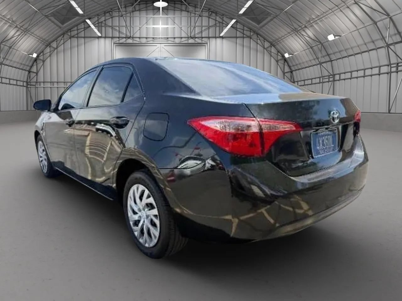 Used 2019 Toyota Corolla LE w/ Carpet Mat Package (TMS) FWD image 5