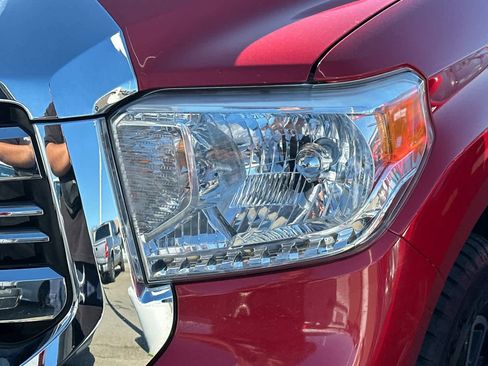 Used 2016 Toyota Tundra SR5 image 11