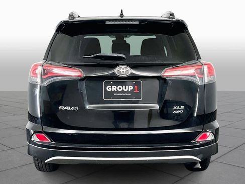 Used 2017 Toyota RAV4 XLE image 5
