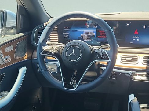 Used 2026 Mercedes-Benz GLE 450 4MATIC Coupe image 12