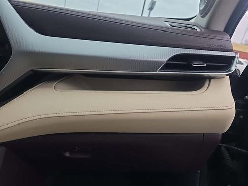 Used 2021 Toyota Highlander Platinum image 8