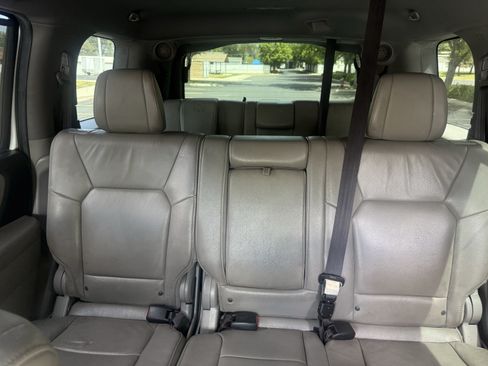 Used 2013 Honda Pilot Touring image 12