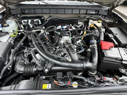 New 2026 Ford Bronco Badlands image 10