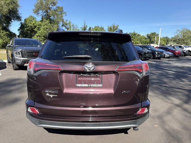 Used 2018 Toyota RAV4 XLE FWD image 3