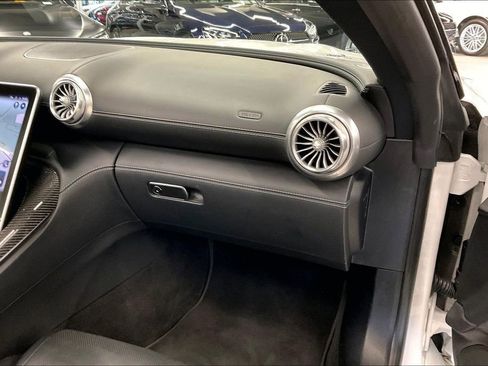 Certified 2022 Mercedes-Benz SL 63 AMG 4MATIC image 14