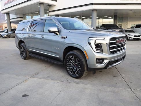 New 2026 GMC Yukon XL Elevation image 8
