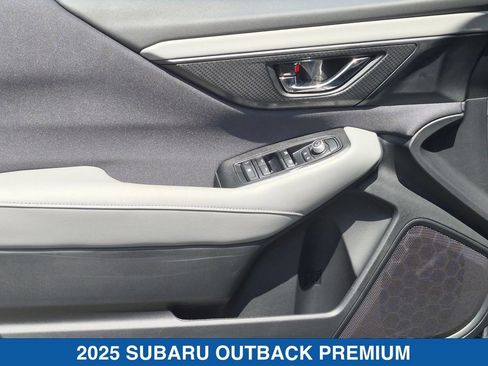 Certified 2025 Subaru Outback Premium AWD/4WD image 11