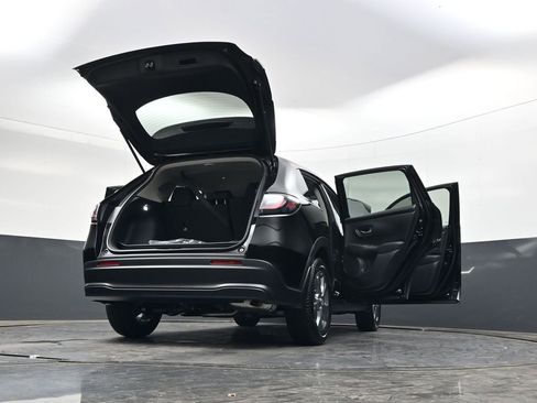 New 2026 Honda HR-V LX image 38