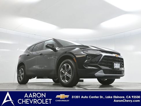 New 2026 Chevrolet Blazer LT w/ Convenience Package image 2