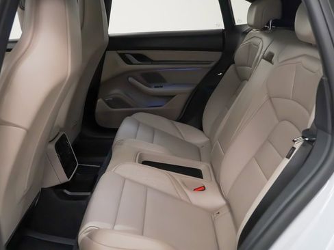 Certified 2025 Porsche Taycan 4S image 19