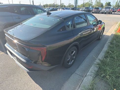 Used 2025 Kia K4 FWD image 6
