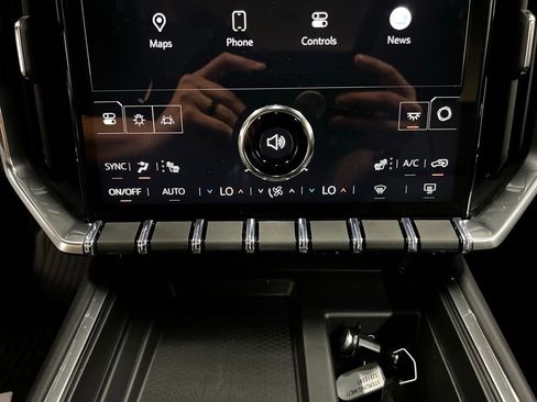 New 2026 GMC Acadia Elevation w/ Black Edition AWD/4WD image 23