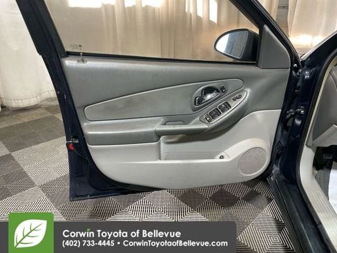 Used 2006 Chevrolet Malibu LS image 22