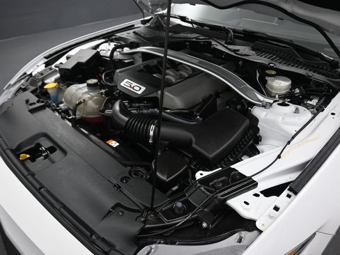 Used 2016 Ford Mustang GT Premium w/ Equipment Group 401A RWD image 46