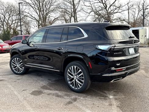 New 2026 Buick Enclave Avenir w/ Super Cruise Package FWD image 3