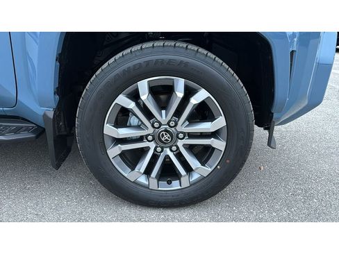 New 2026 Toyota 4Runner Limited AWD/4WD image 12