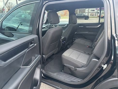 Certified 2025 GMC Acadia Elevation image 13