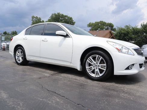 Used 2011 INFINITI G25 x w/ Moonroof Pkg AWD/4WD image 7