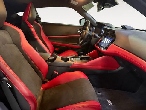 Used 2024 Nissan Z Performance w/ Floor Mat Package RWD image 22