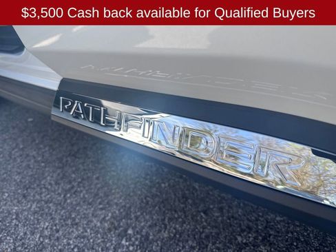 New 2026 Nissan Pathfinder Platinum image 33