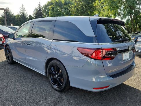 Certified 2023 Honda Odyssey Sport image 4