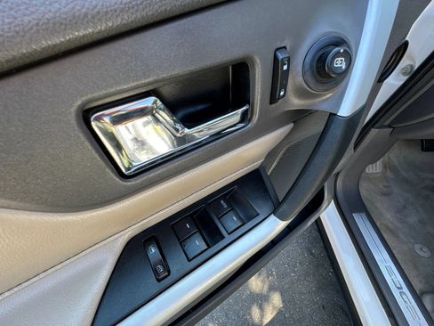 Used 2011 Ford Edge Limited w/ Driver Entry Pkg FWD image 66
