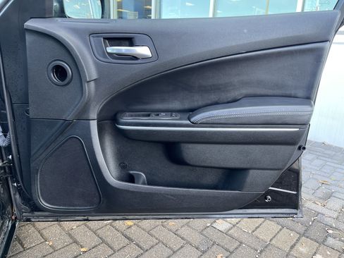 Used 2022 Dodge Charger SXT w/ Leather Interior Group image 29