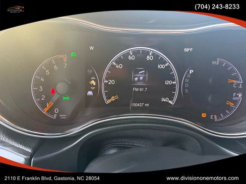 Used 2015 Jeep Grand Cherokee Altitude image 12