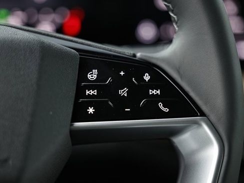 New 2025 Audi Q5 2.0T Premium image 34